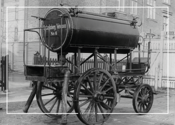 Plakat med gammelt billede af vandvogn fra Frederiksberg vejvæsen